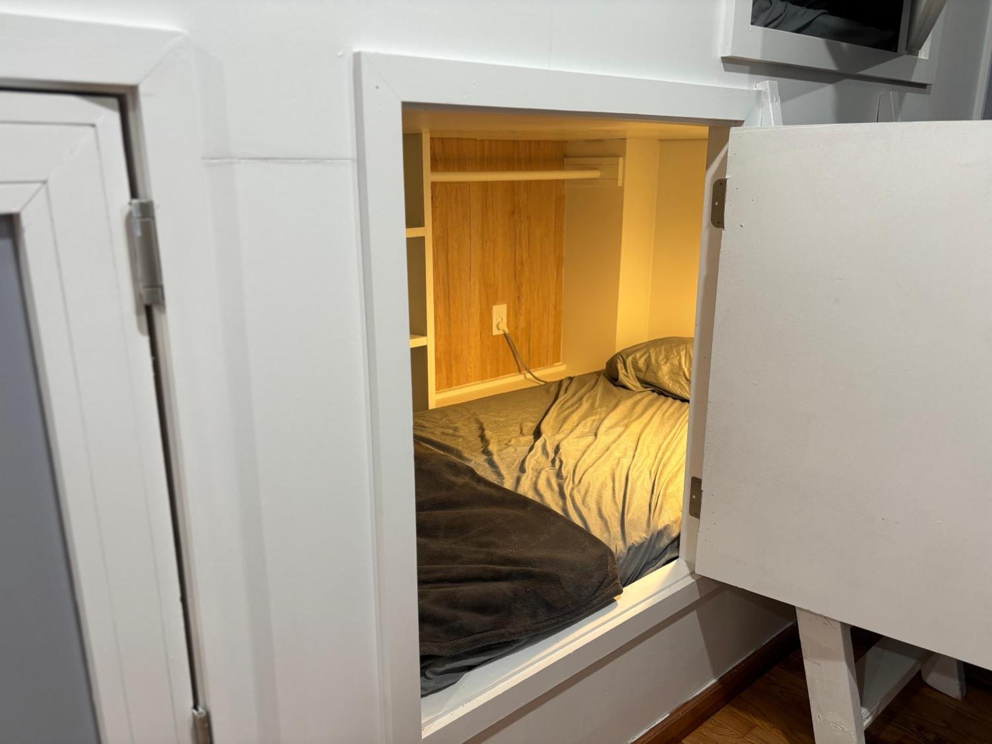 Capsule Hostel Ньюарк Екстер'єр фото